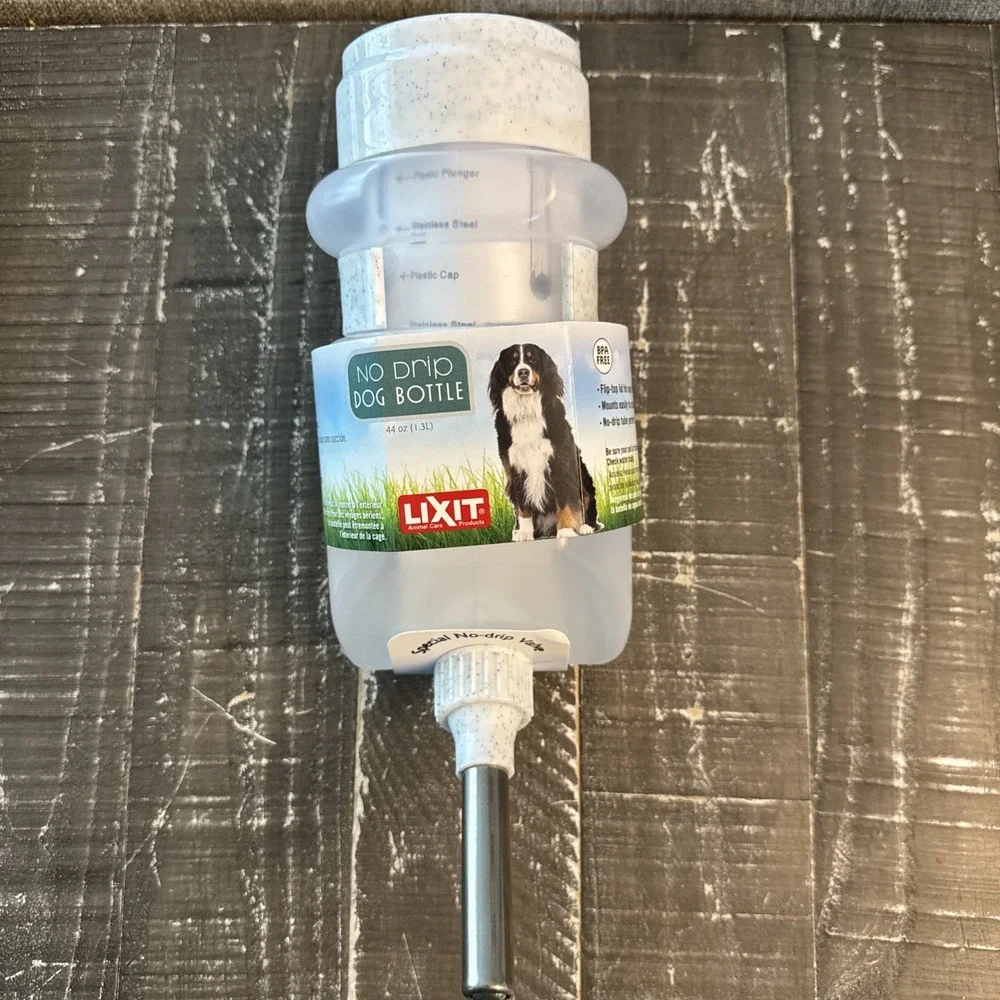 Lixit Top Fill NO-Drip Water‎ Bottles for Large Dogs. 44 Ounce